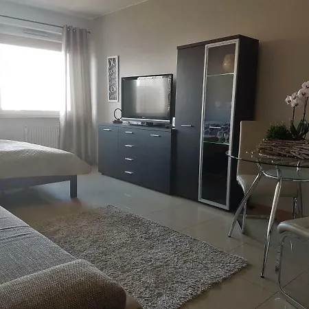 Reinvest Bandurskiego Apartment