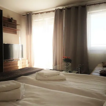 Reinvest Bandurskiego Apartment
